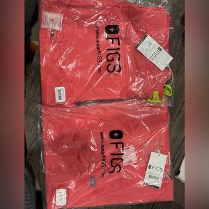 Brand new FIGS scrubs.